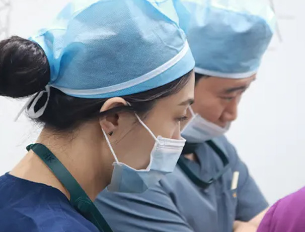 No inexperienced surgeons 2